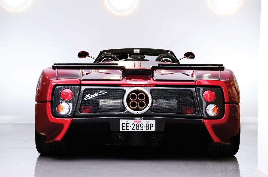  Pagani Zonda C12 7.3 S Roadster 2005 года  (фото 17 из 27)